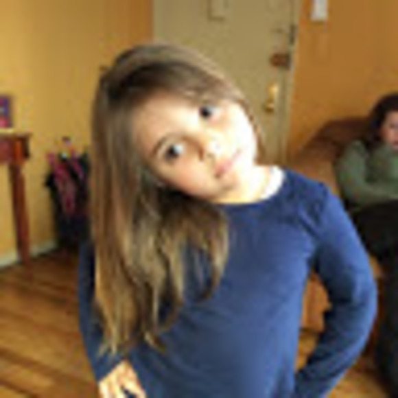 Meet your Posher, Karina - Picture 1 of 1